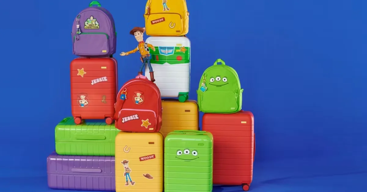 Сотрудничество Away x Toy Story: Каждого миллениала ждет бесконечность и дальше